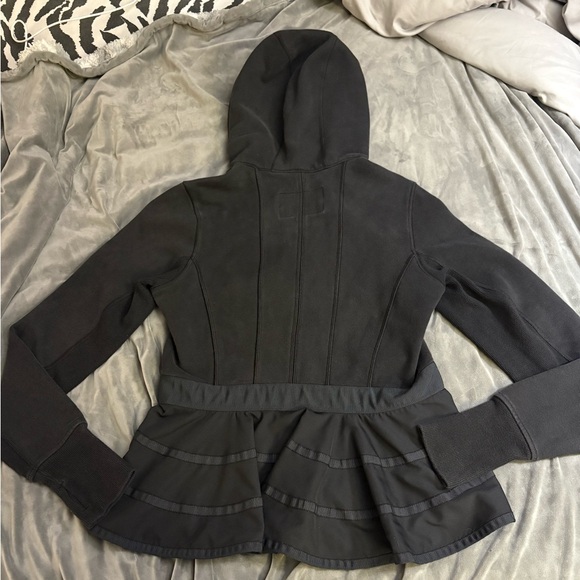 Vintage Lululemon Scuba Hoodie *Ruffled Up - Picture 7 of 13